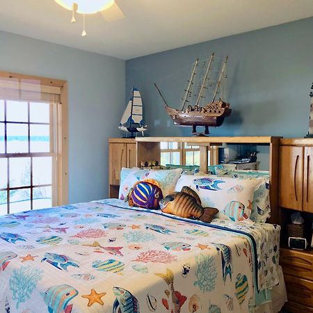 The Torch Lake Bed And Breakfast Central Lake Kültér fotó