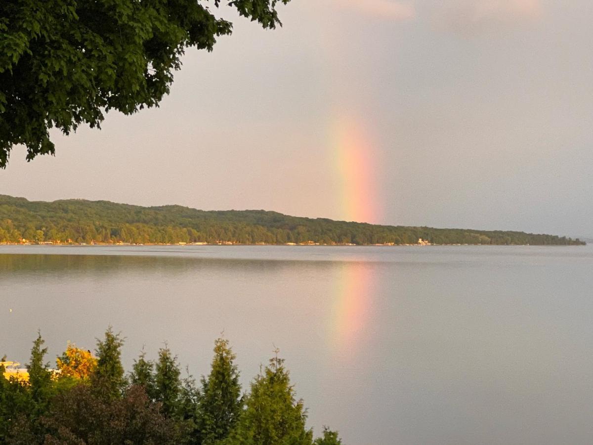 The Torch Lake Bed And Breakfast Central Lake Kültér fotó