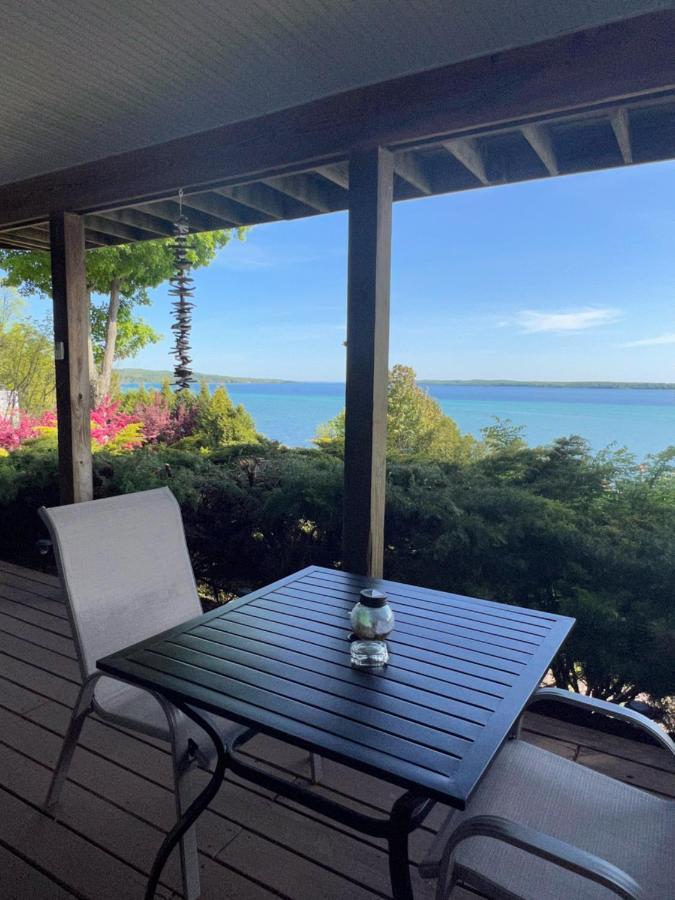 The Torch Lake Bed And Breakfast Central Lake Kültér fotó
