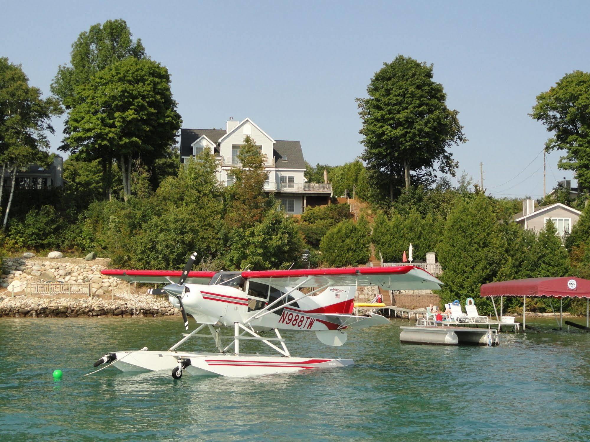 The Torch Lake Bed And Breakfast Central Lake Kültér fotó